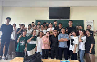 赴越南華語教學