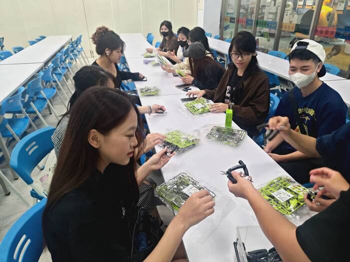 祥儀機器人工廠圖片